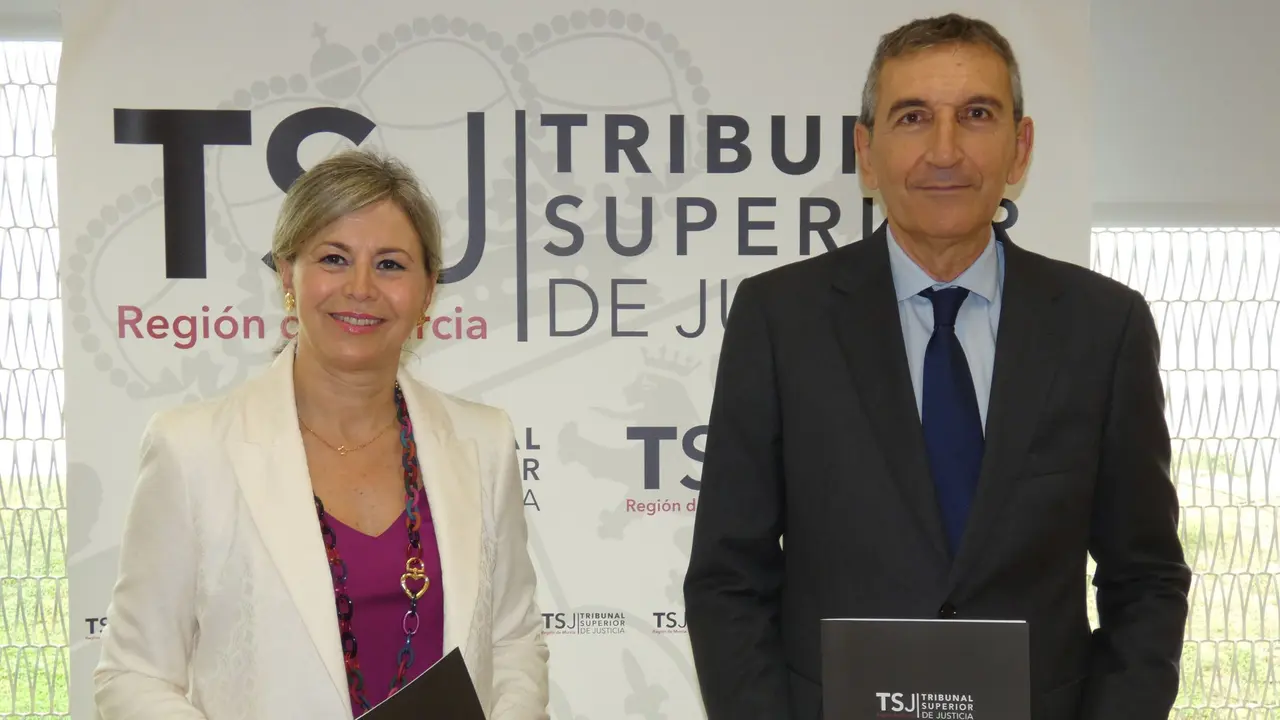 Las oficinas judiciales reciben el compromiso de CaixaBank para potenciar las conciliaciones en las reclamaciones de sus clientes en la Regi&oacute;n de Murcia
