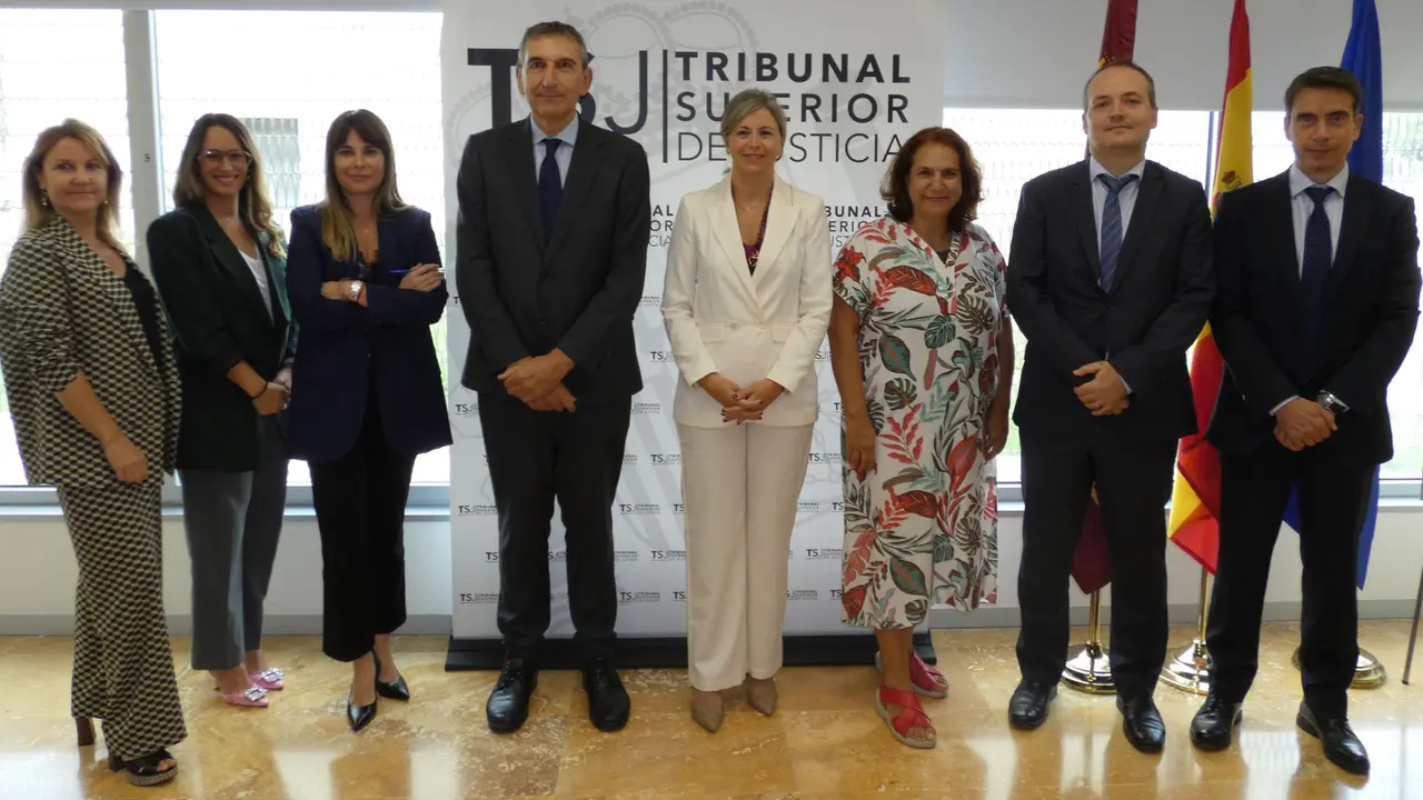 Las oficinas judiciales reciben el compromiso de CaixaBank para potenciar las conciliaciones en las reclamaciones de sus clientes en la Regi&oacute;n de Murcia