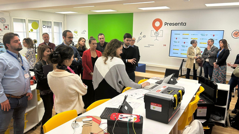 Fundaci&oacute;n Vodafone abre un 'aula del futuro' en Cartagena