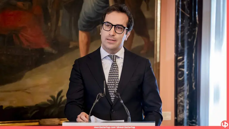 El vicepresidente primero y ministro de Econom&iacute;a, Comercio y Empresa, Carlos Cuerpo