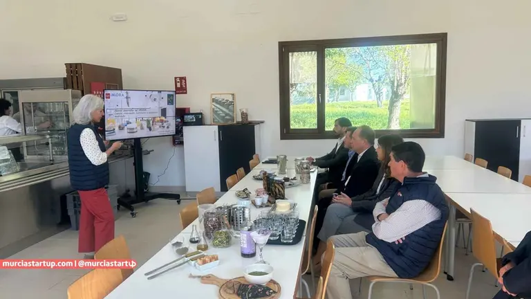 Imagen del equipo directivo del Imida durante su visita a Madrid para intercambiar conocimientos con el Imidra.