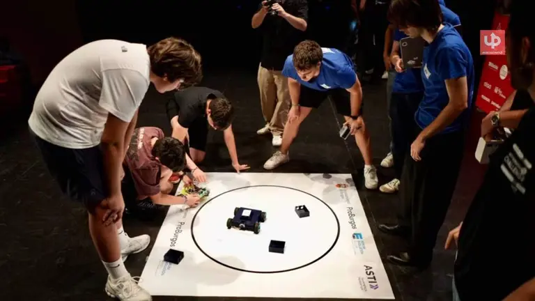 El X ASTI Robotics Challenge reconoce a los mejores talentos j&oacute;venes tecnol&oacute;gicos en la gran final celebrada en Burgos