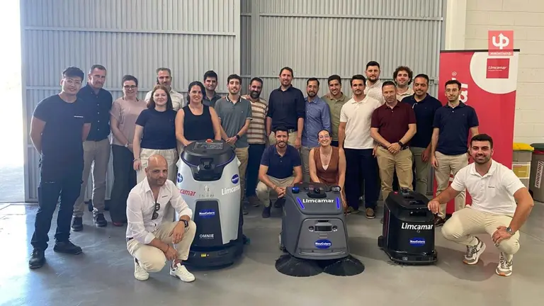 Limcamar incorpora los robots de Gausium para automatizar la limpieza