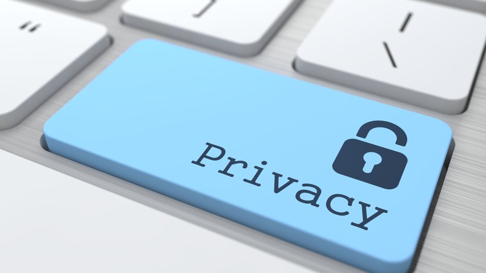 El 30% de los jóvenes afirma no saber gestionar su privacidad en los entornos digitales