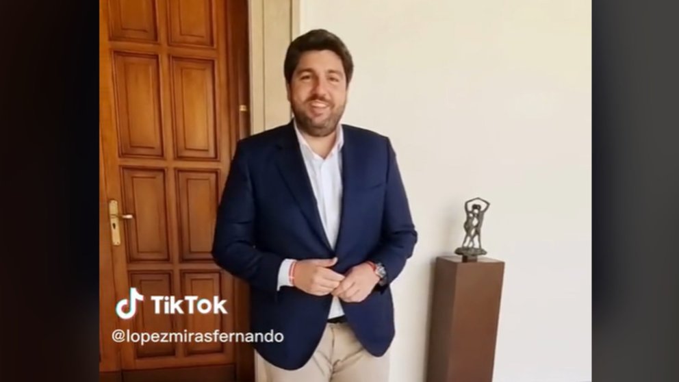 Captura  de vídeo de la presentación de López Miras en TikTok