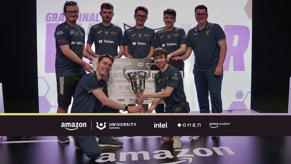 Equipo de la UCAM, ganador de LOL en el Amazon University