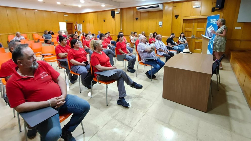 La concejal Mercedes Bernabé presenta la oferta del Servicio Municipal de Empleo para el último trimestre del año