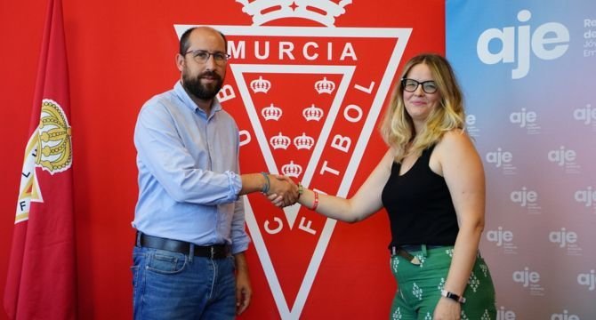 AJE y el Club de Empresa del Real Murcia, nuevos aliados para impulsar relaciones empresariales