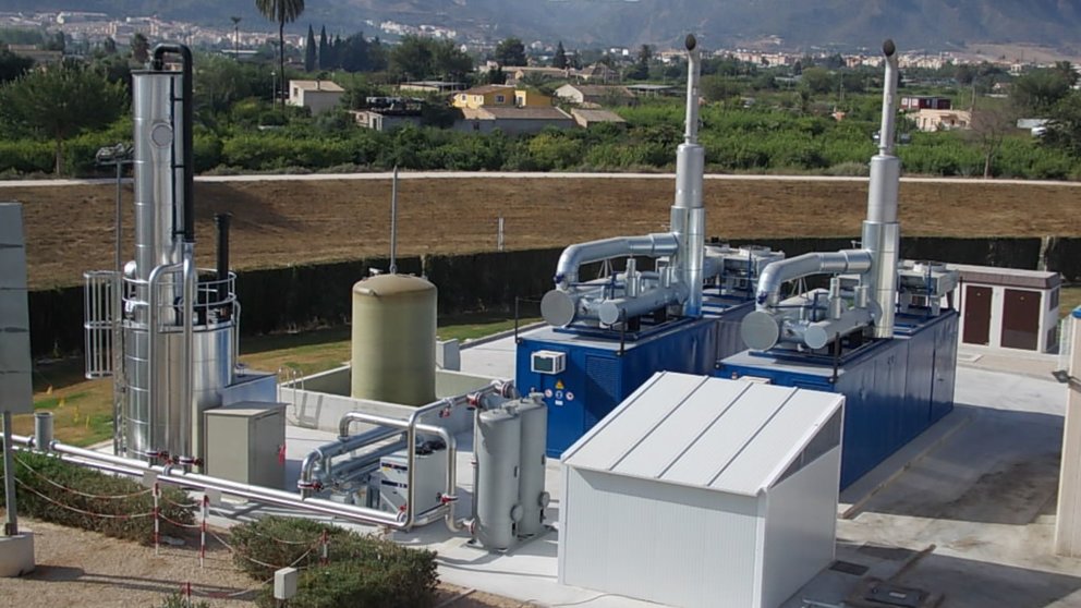 Imagen de la planta de cogeneración de biogás situada en la EDAR de Murcia Este.