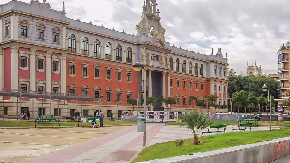 Fachada de la Universidad de Murcia