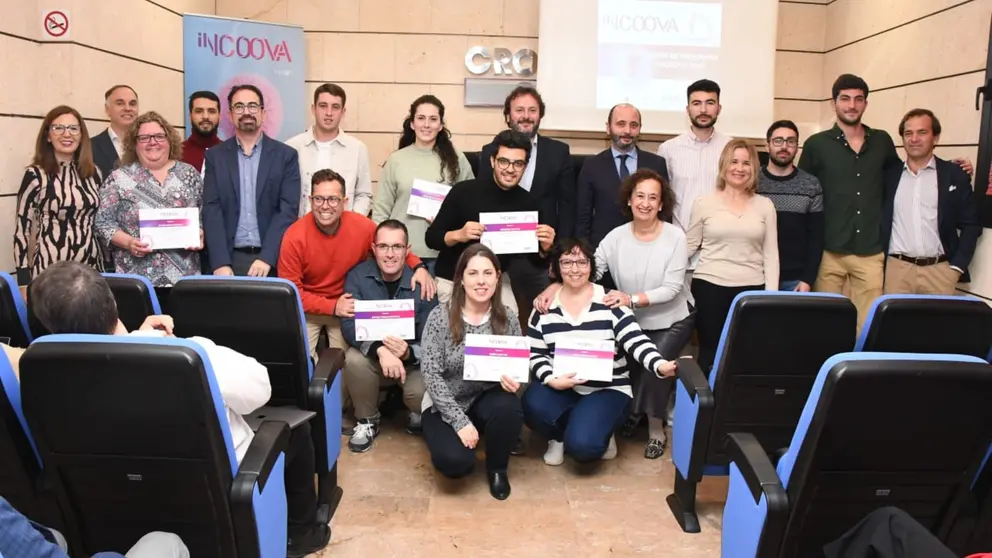 Entrega de diplomas a los proyectos empresariales del programa 'Incoova'