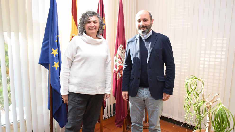 La rectora de la UPCT, Beatriz Miguel, y el director del INFO, Joaquín Gómez