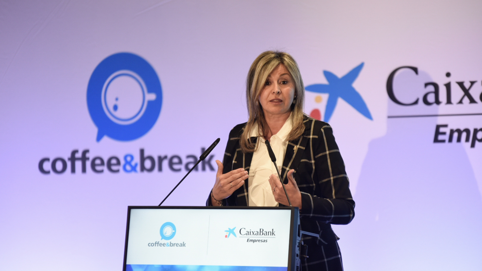 Olga García Saz, durante su intervención en el evento de Caixabank con empresarios