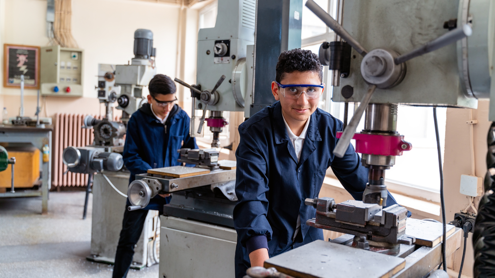 Más de 1.300 alumnos de FP reciben ayudas de Educación para desplazarse a realizar prácticas en centros de trabajo