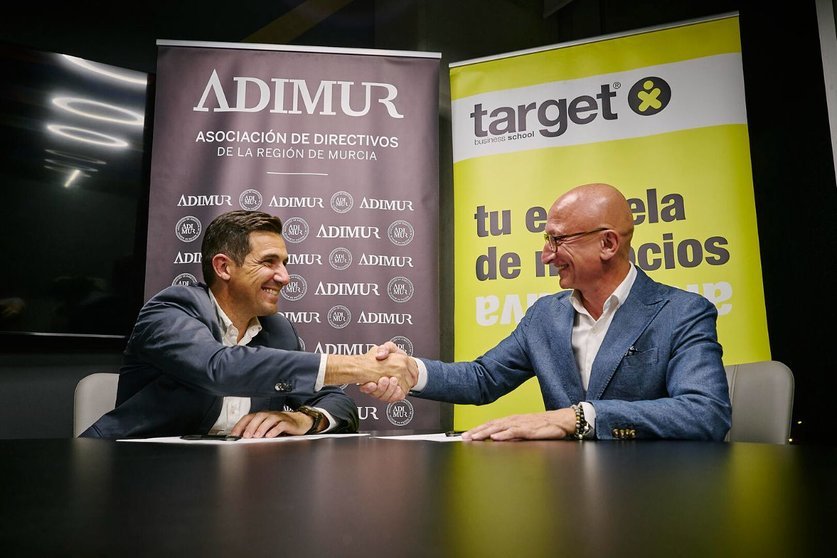El presidente de Adimur, Antonio López (izq.) y Ángel López, CEO de Target