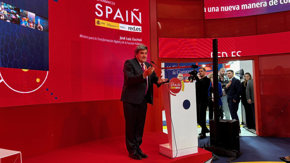 El ministro para la Transformación Digital y de la Función Pública, José Luis Escrivà, en el MWC