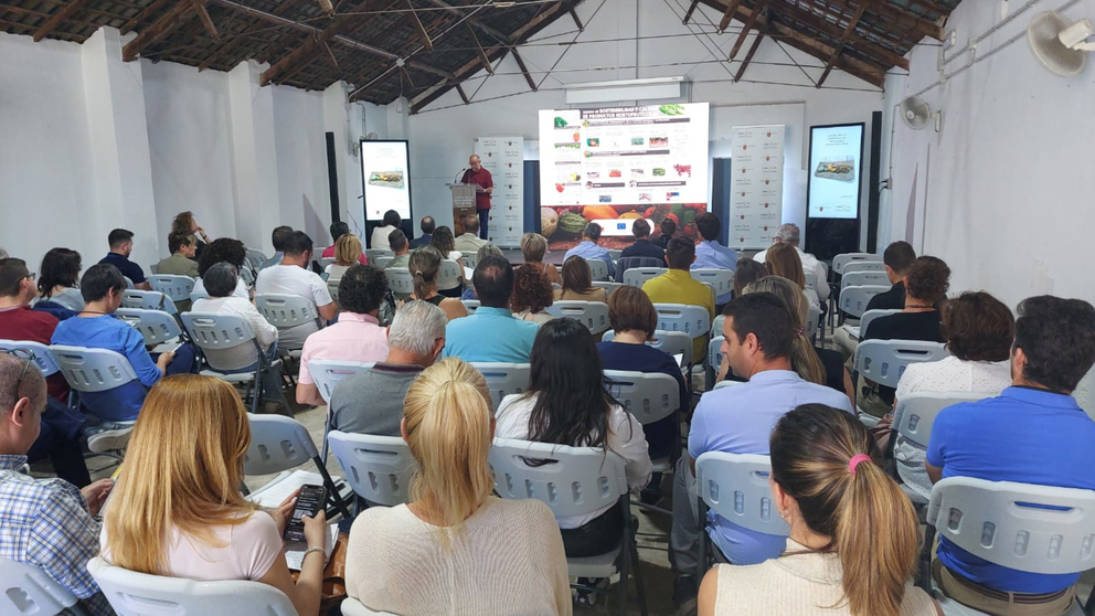 Imagen de la jornada de transferencia de conocimiento a las OPFH celebrada en el IMIDA.