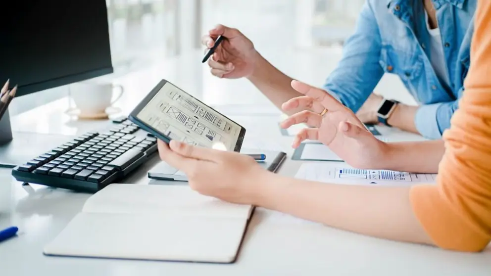 La Consejería de Empresa, Empleo y Economía Social cuenta con ayudas específicas destinadas a personas desempleadas que se deciden a emprender