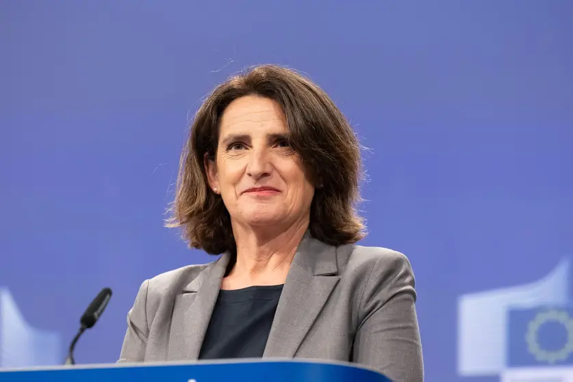 La vicepresidenta de la Comisi&oacute;n Europea, Teresa Ribera, durante una rueda de prensa en Bruselas