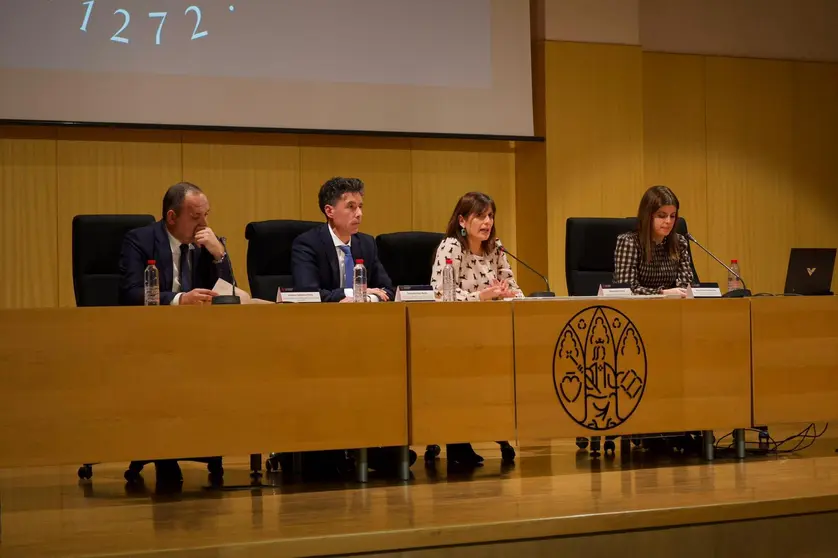 Las microcredenciales universitarias de la UMU rompen su techo con m&aacute;s de 1.700 participantes diarios