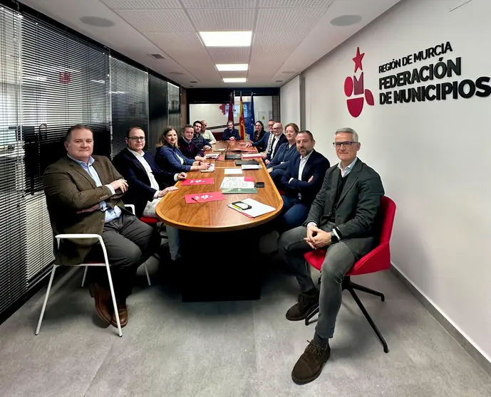 Constituci&oacute;n de la Comisi&oacute;n Interinstitucional de Movilidad y Energ&iacute;a Sostenible (CIMES), para impulsar en la Regi&oacute;n el proyecto europeo PROMOTER