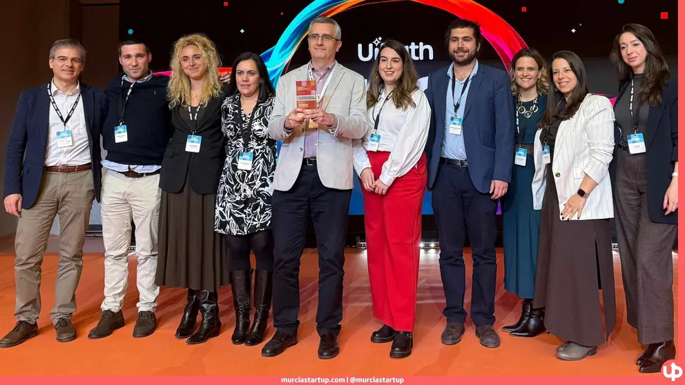 Un momento de la entrega del premio que reconoce el car&aacute;cter innovador del proyecto AURORA.
