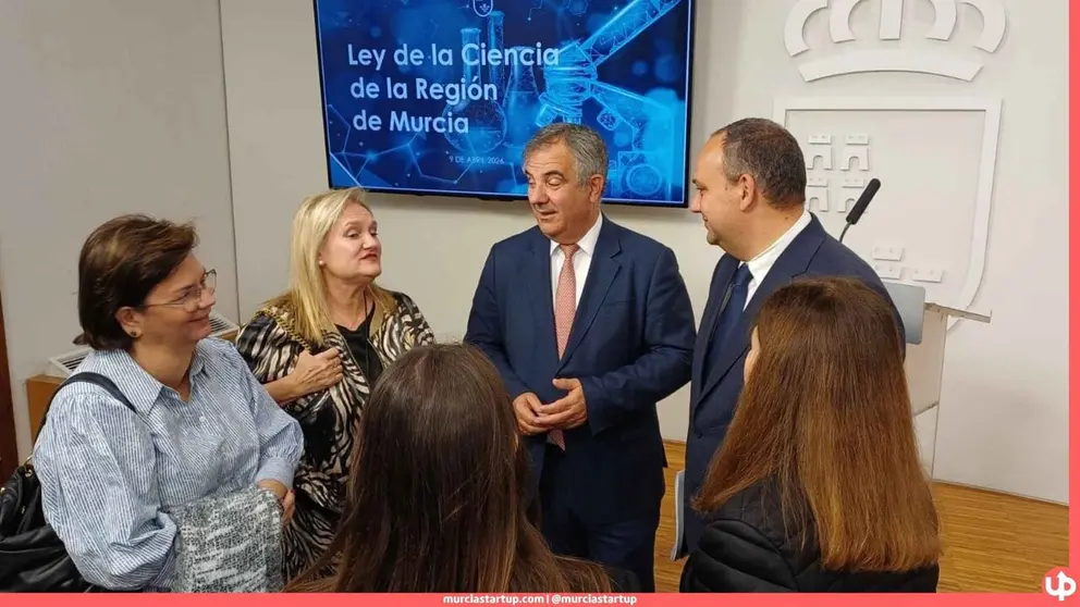 El consejero de Medio Ambiente, Universidades, Investigaci&oacute;n y Mar Menor, Juan Mar&iacute;a V&aacute;zquez, inform&oacute; sobre la aprobaci&oacute;n del anteproyecto de Ley de Ciencia.