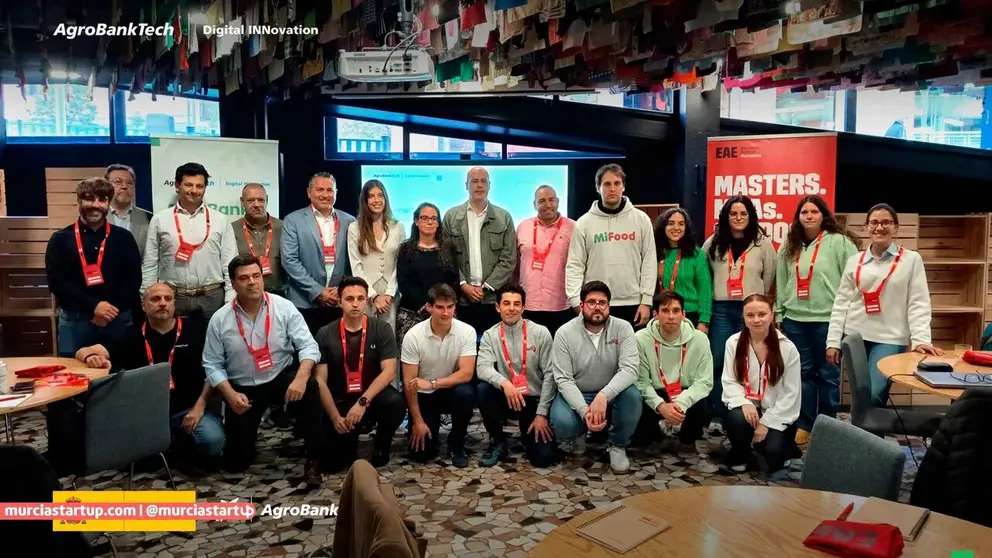 Imagen de las empresas seleccionadas por Agrobank, entre ellas la murciana Agrocaptur