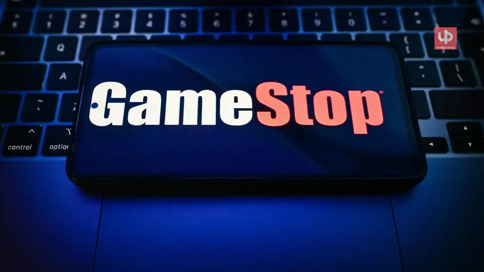 GameStop pide a sus accionistas multiplicar por 2,5 su capacidad de emitir acciones. El motivo es financiar la compra de eBay por 47.335 M&euro;. El consejo de eBay rechaz&oacute; la oferta, pero Ryan Cohen no se rinde. Ahora amenaza con hacer la OPA hostil y negociar directamente con los accionistas del marketplace.