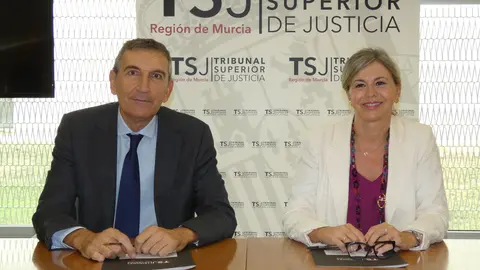 Las oficinas judiciales reciben el compromiso de CaixaBank para potenciar las conciliaciones en las reclamaciones de sus clientes en la Regi&oacute;n de Murcia