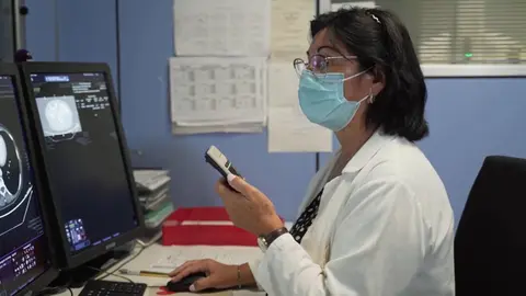 La Dra. Pl&aacute;cida Alem&aacute;n D&iacute;az, jefa de servicio de Radiolog&iacute;a del hospital Reina Sof&iacute;a de Murcia