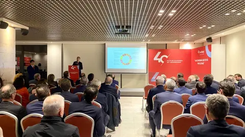 Acto de aniversario de Av&aacute;lam
