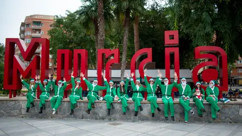 Los 'Pap&aacute; Noel' verdes de Gesa Seguros