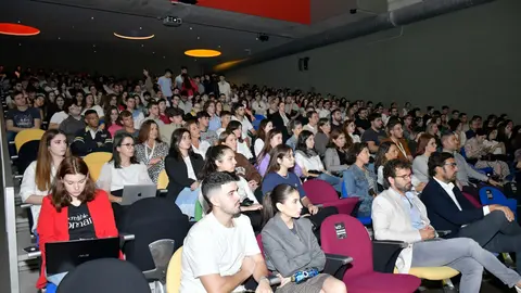 Asistentes al D&iacute;a de la Persona Emprendedora de la UMU (Foto: archivo).