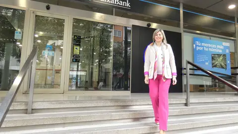 La directora territorial de CaixaBank en Murcia, Olga Garc&iacute;a
