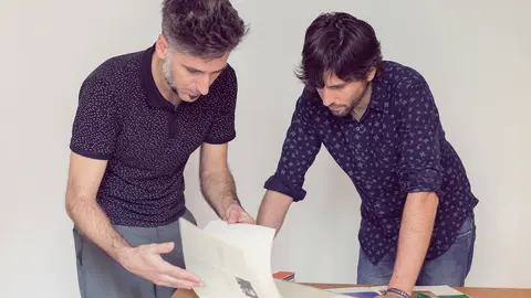 Juli&aacute;n Garn&eacute;s (izq.) y Guillermo Rubio, fundadores del estudio Rubio & del Amo.
