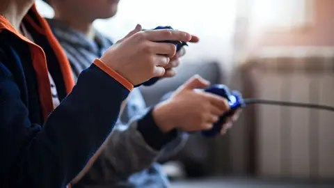 Los videojuegos entran en el aula, pero no todos son igual de educativos