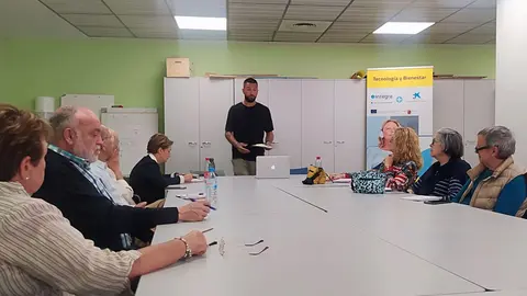 Uno de los talleres de formaci&oacute;n para voluntarios que ha desarrollado la Fundaci&oacute;n Integra Digital a lo largo del mes de mayo