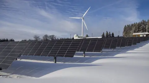 UMU y CSIC desarrollan una herramienta para optimizar la producci&oacute;n conjunta de energ&iacute;a e&oacute;lica y solar