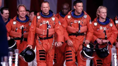 Fotograma de Armageddon, pel&iacute;cula de 1998 protagonizada por Bruce Willis y Ben Affleck