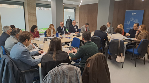 Reuni&oacute;n constitutiva del Consejo Social del nuevo Centro de Orientaci&oacute;n, Emprendimiento, Acompa&ntilde;amiento e Innovaci&oacute;n para el Empleo (COE).
