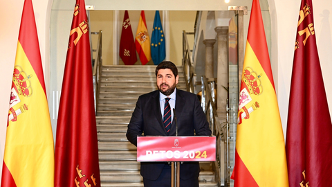 L&oacute;pez Miras comparece para detallar los retos de la Regi&oacute;n de Murcia en 2024