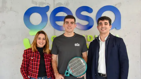 Gesa Sports se adentra en el mundo del p&aacute;del con el murciano Javier Garc&iacute;a Mora como embajador