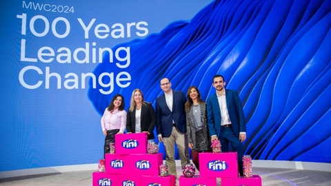 De izquierda a derecha: Elis&acirc;ngela Lima, CHRO Global de the Fini Company; Bego&ntilde;a Goicoechea, directora de Ventas en Telef&oacute;nica Espa&ntilde;a; Jos&eacute; Mar&iacute;a Escribano, director de TI de EMEA de the Fini Company; Roc&iacute;o Rodr&iacute;guez de Vera, directora de RRHH en EMEA de the Fini Company, y Dario Cesena, CEO de Geprom part of Telef&oacute;nica Tech.