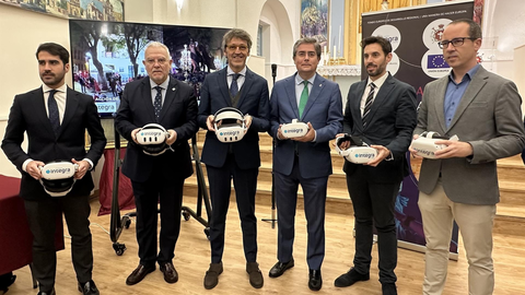 Presentaci&oacute;n de la aplicaci&oacute;n de realidad inmersiva 360&ordm; que permite sumergirse de manera virtual en la Semana Santa de Murcia