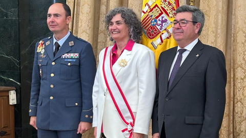 Beatriz Miguel distinguida con la Gran Cruz del M&eacute;rito Aeron&aacute;utico por el Ministerio de Defensa