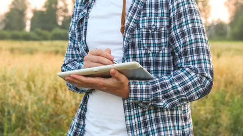 Agrotech o c&oacute;mo mitigar los efectos del cambio clim&aacute;tico mediante una estrategia de datos e IA