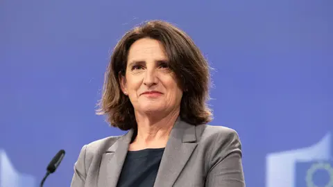 La vicepresidenta de la Comisi&oacute;n Europea, Teresa Ribera, durante una rueda de prensa en Bruselas