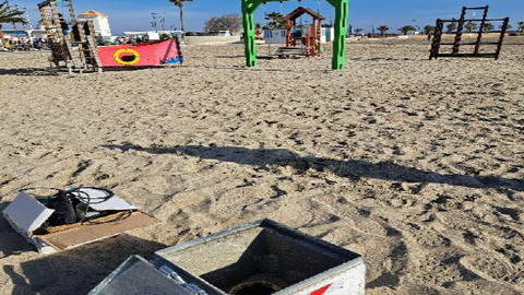 Uno de los 19 piez&oacute;metros que conforman la red de la Comunidad Aut&oacute;noma en el Mar Menor