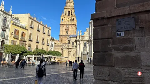 Murcia digitaliza todas sus calles con 32.000 placas inteligentes y c&oacute;digos NaviLens